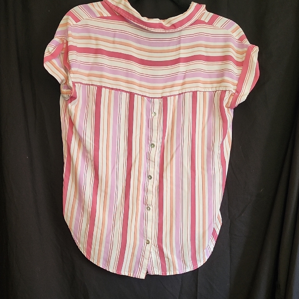 Chic Striped Button Down Shirt in Pink and White - Picture 2 of 2